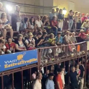 Último encierro de las Fiestas del Rosario 2023 – Onda Trujillo