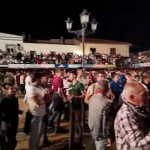 Ambiente, encierro y Canto de la Salve. Domingo 13 octubre – TV Actualidad