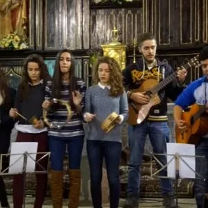Coros y Danzas «Virgen del Rosario» en el Festival de Villancicos 2016